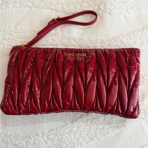 Miu Miu Metelassé Burgundy leather Clutch bag